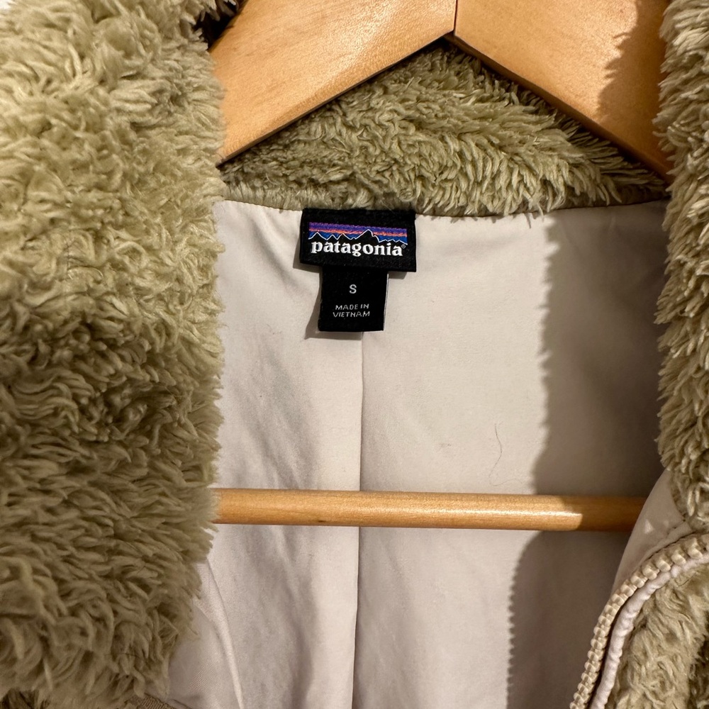 Patagonia Los Gatos Vest - Picture 3 of 7